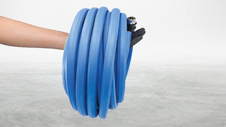 BluSeal Hot/Cold Water Rubber Garden Hose, 100% Rubber, Ultra-Light, Super Strong, 500 PSI, 50F to 190F Degrees, High Strength Polyester Braided (3/4" x 15') - Image 4