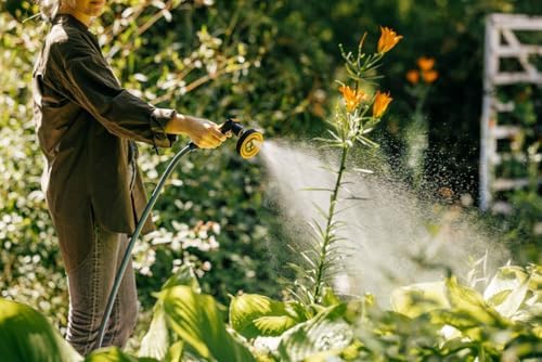 Fiskars 1076045 Garden Hose M-L, X-series, Water Hose for Manual Watering, 13 mm (1/2 Inch), Length: 25 m, Universal Connection, UV-Protected, Frost-Protected, Torsion-Resistant, Blue - Image 3