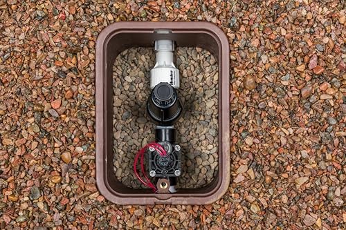 Hunter PCZ10140 Drip Irrigation Kit, 1 in. Valve, Filter, 40 PSI Regulator - Image 2