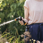 Fiskars 1067193 FC Spray Gun, Adjustable, Front Operation, Black/Orange - Image 4