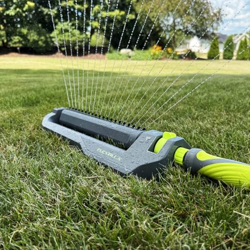 Flexzilla® Oscillating Lawn Sprinkler, 4,200 sq. ft., ZillaGreen™ - Image 2